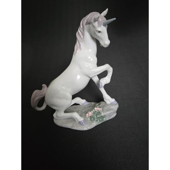 LLadro Privilege "Magical Unicorn" #7697 mint in box NEVER DISPLAYED - Picture 3 of 13